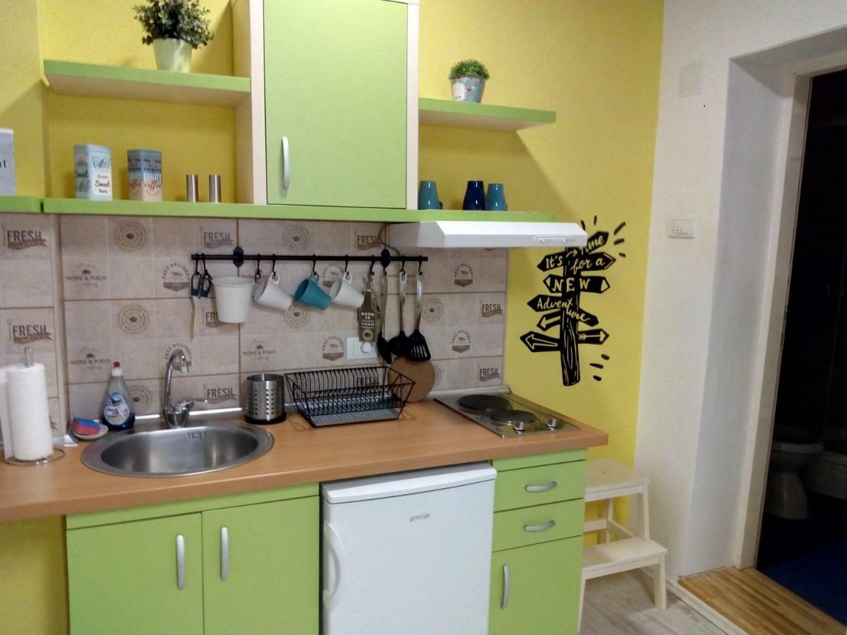 Studio Jolie Apartment Novi Sad Luaran gambar